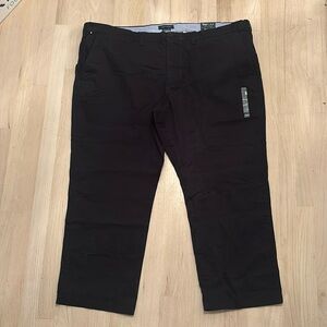 NWT Tommy Hilfiger Stretch Cotton Chino Pants in Classic Fit Size 50W 30L